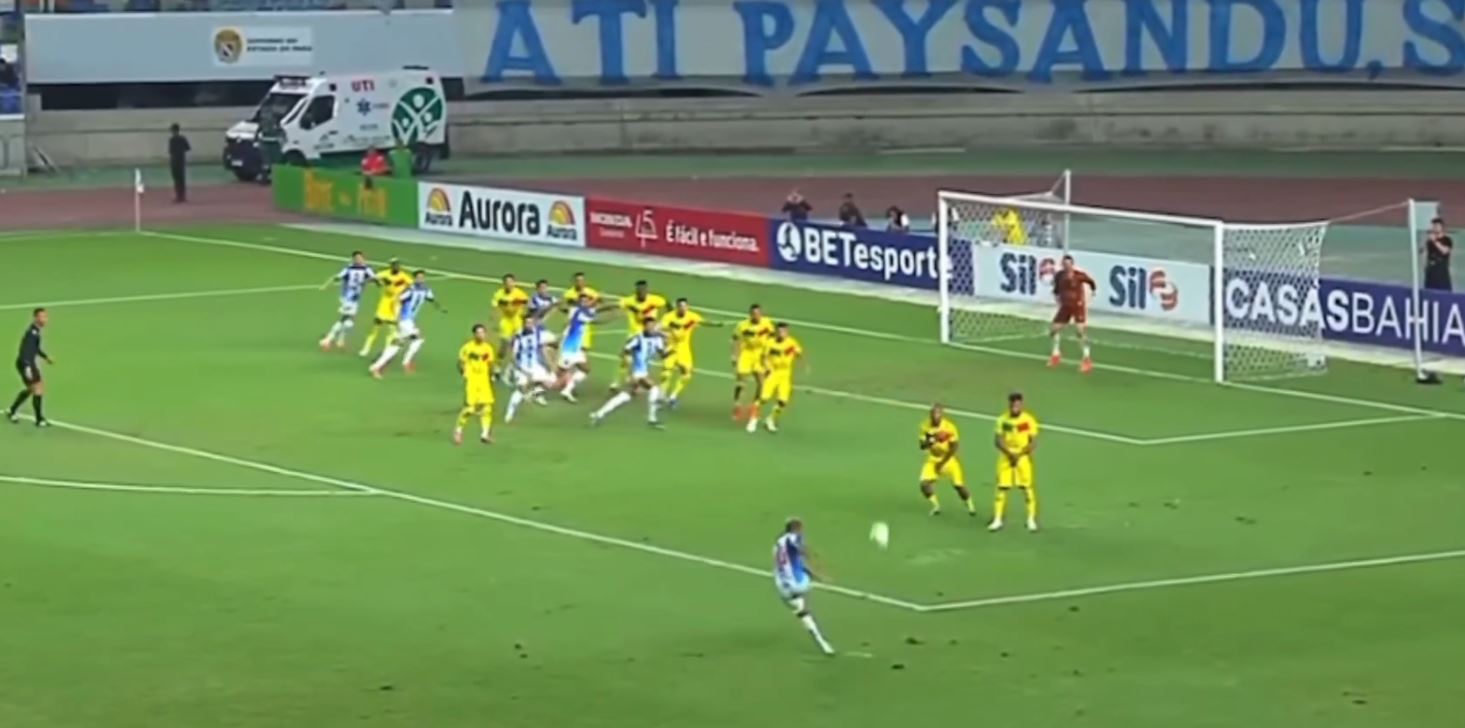 Këtë gol do e kishte lakmi edhe Roberto Carlos, futbollisti brazilian realizoi nga gjuajtja e lirë