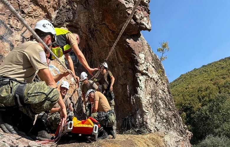16 pjesëtarë të FSK-së certifikohen pas trajnimit të avancuar për kërkim-shpëtim –