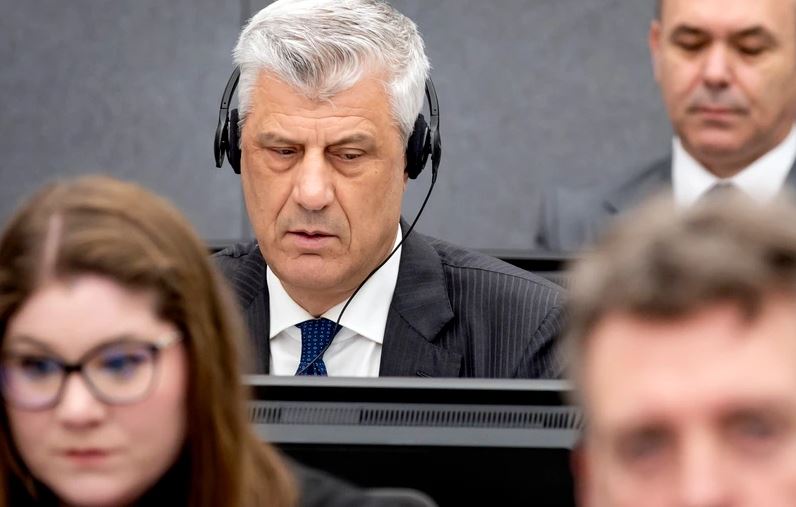 Thaçi mesazh nga Haga: Kosova të merret më pak me histori, të punojë për stabilitetin shtetëror –