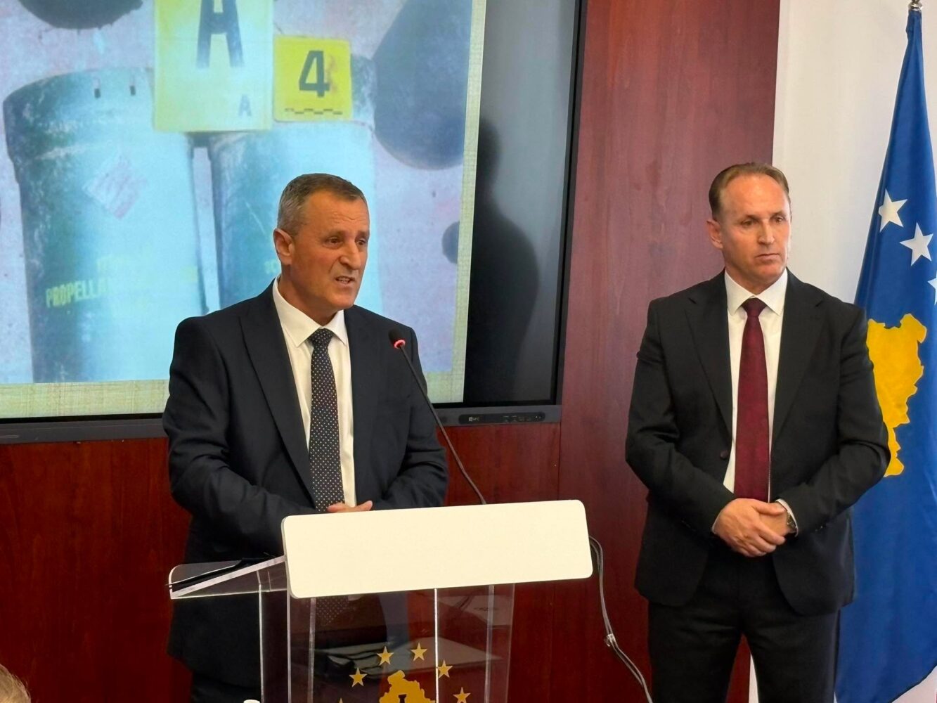 Prokuroria Speciale ngre aktakuzë për krimet e luftës në Prekaz, Isufaj: Është e para për vrasjen e civilëve në familjen Jashari