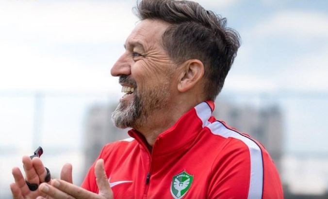 Trajneri shqiptar me rezultate pozitive te Amedspori, Besnik Hasi: Po vazhdojmë të rritemi!