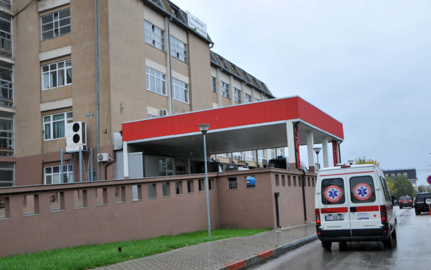Punëtori rrëzohet në një objekt në Lipjan, përfundon në QKUK