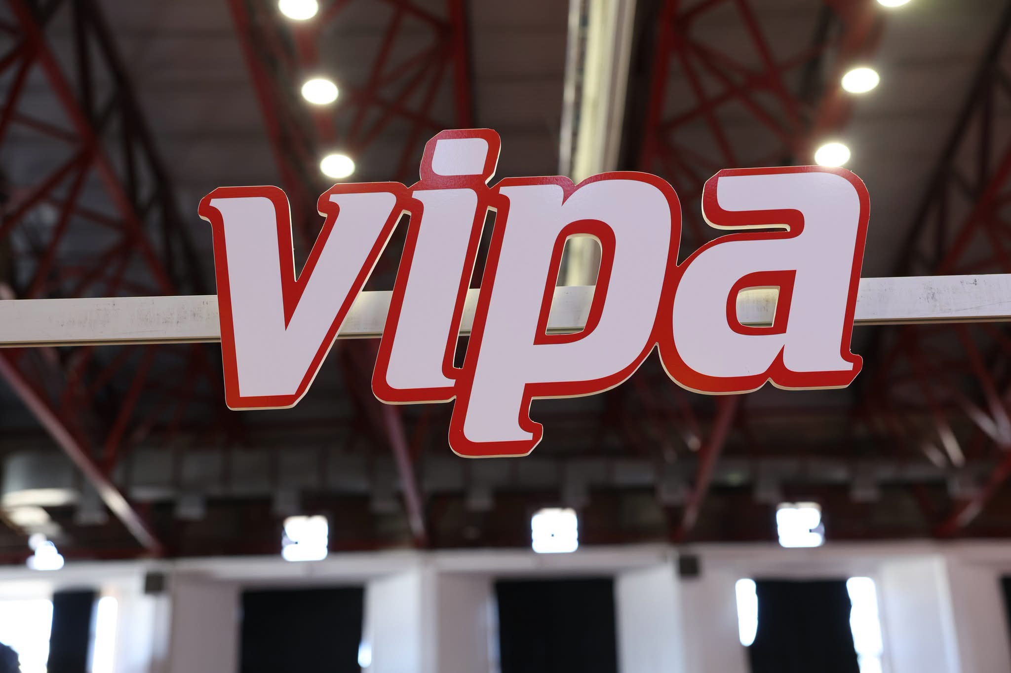 Pestova sqaron rastin në Slloveni: Bëhet fjalë për seri të kufizuar të “Flips Ketchup”, jo për “VIPA Chips”