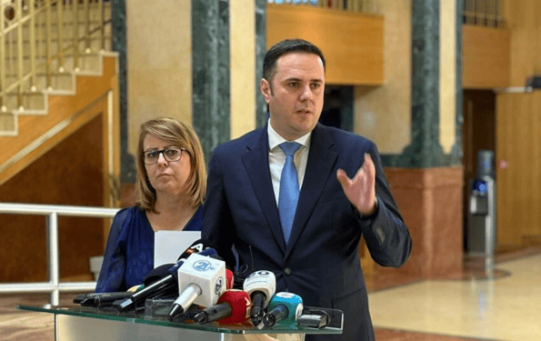 Bajrami i reagon ashpër Abdixhikut: Humbës i trefishtë, i fundit që mund të flas për parime