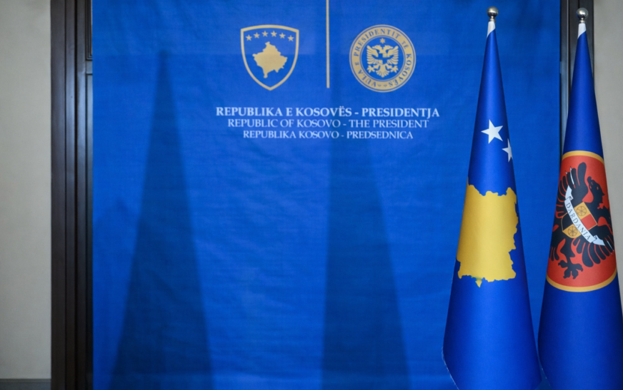 Gara për president mbetet e hapur: Pesë kandidatura janë tërhequr –