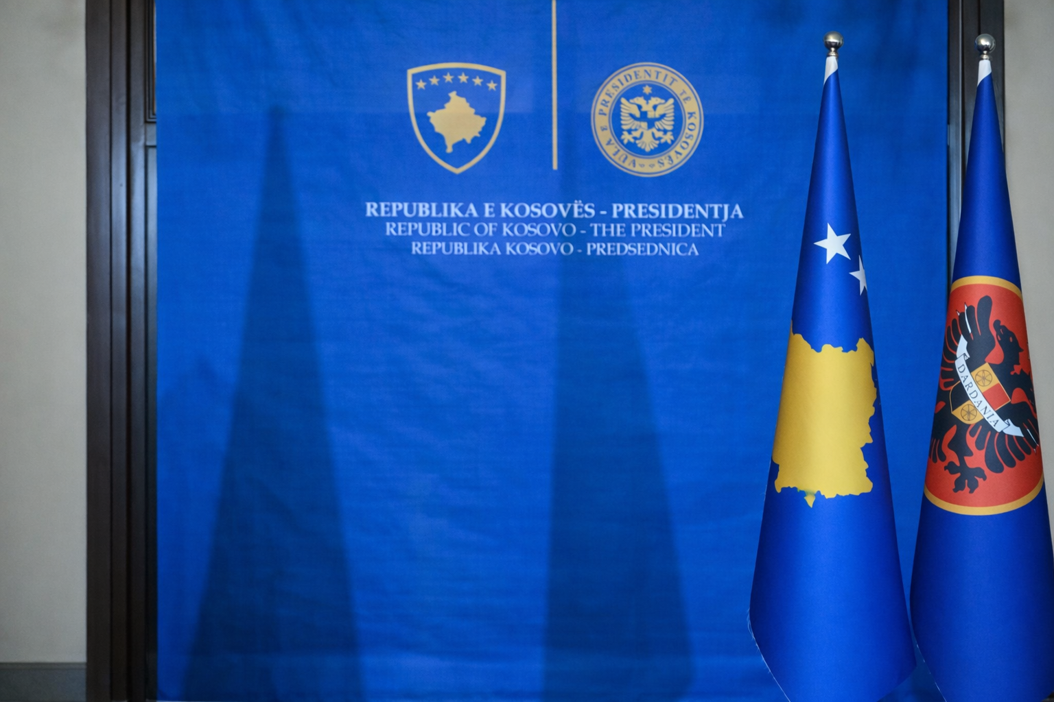 Gara për president mbetet e hapur: Pesë kandidatura janë tërhequr –