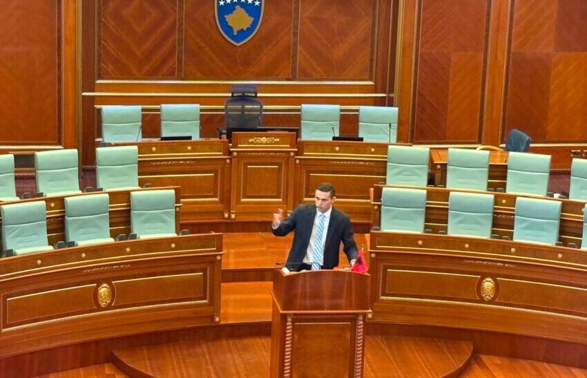 PDK kërkon sërish vazhdimin e seancës konstituive, Gruda: Kushtetuta nuk është statut i Vetëvendosjes