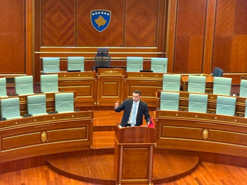 PDK kërkon sërish vazhdimin e seancës konstituive, Gruda: Kushtetuta nuk është statut i Vetëvendosjes