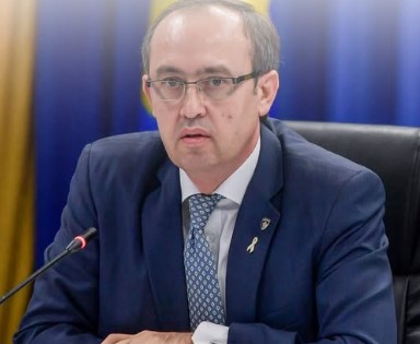 Vendimi i Gjykatës Speciale, Hoti kërkon që të mblidhet kuvendi