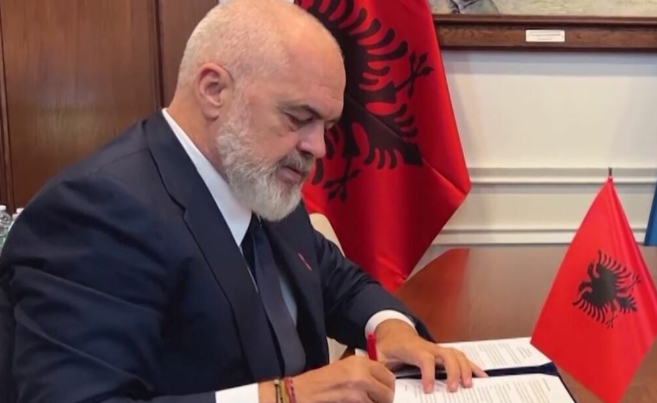 Edi Rama reagon pas dënimit të krerëve të UÇK-së: “Marre”