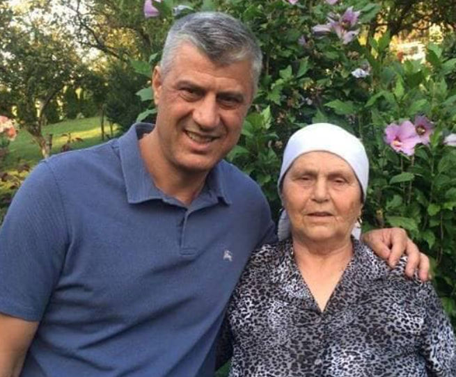 “Nëna e tij ende nuk e di për vendimin” – flet familjari i Hashim Thaçit
