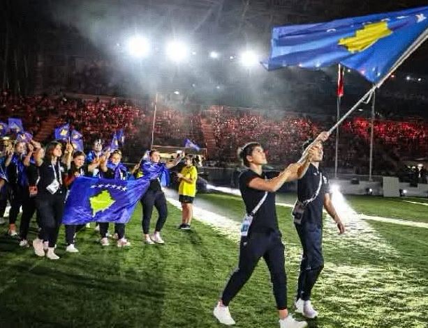 Kosova parakalon në ceremoninë përmbyllëse të “Taranto 2026” –