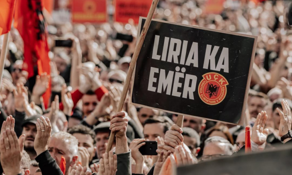 Publikohet lista e autobusëve për “Marshin për Liri”, këto janë oraret e nisjes nga qytetet e Kosovës