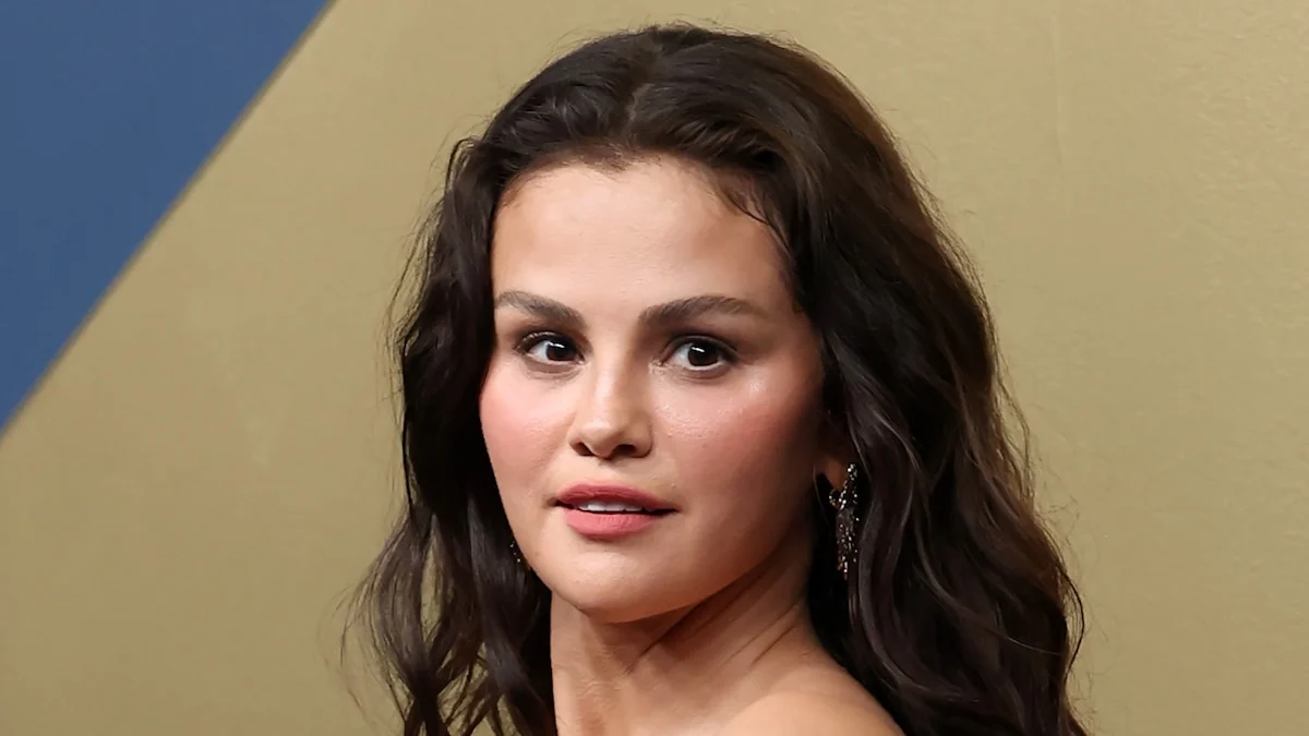 Si dukej 10-vjet më parë? Selena Gomez u përgjigjet fansave