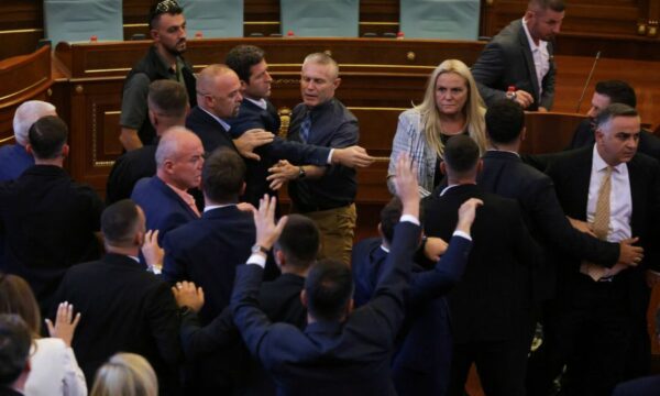 Aksioni me vezë ndaj Kurtit, Kadrijaj: Ndjeva obligim moral dhe patriotik me thy akullin e opozitës
