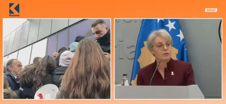 Protestuesit tentojnë të hyjnë në Qeveri, derisa ministrat po mbajnë konferencën