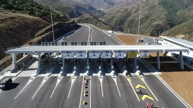 Kërkohet rritja e çmimit të Autostradës së Kombit nga 5 në 8 euro