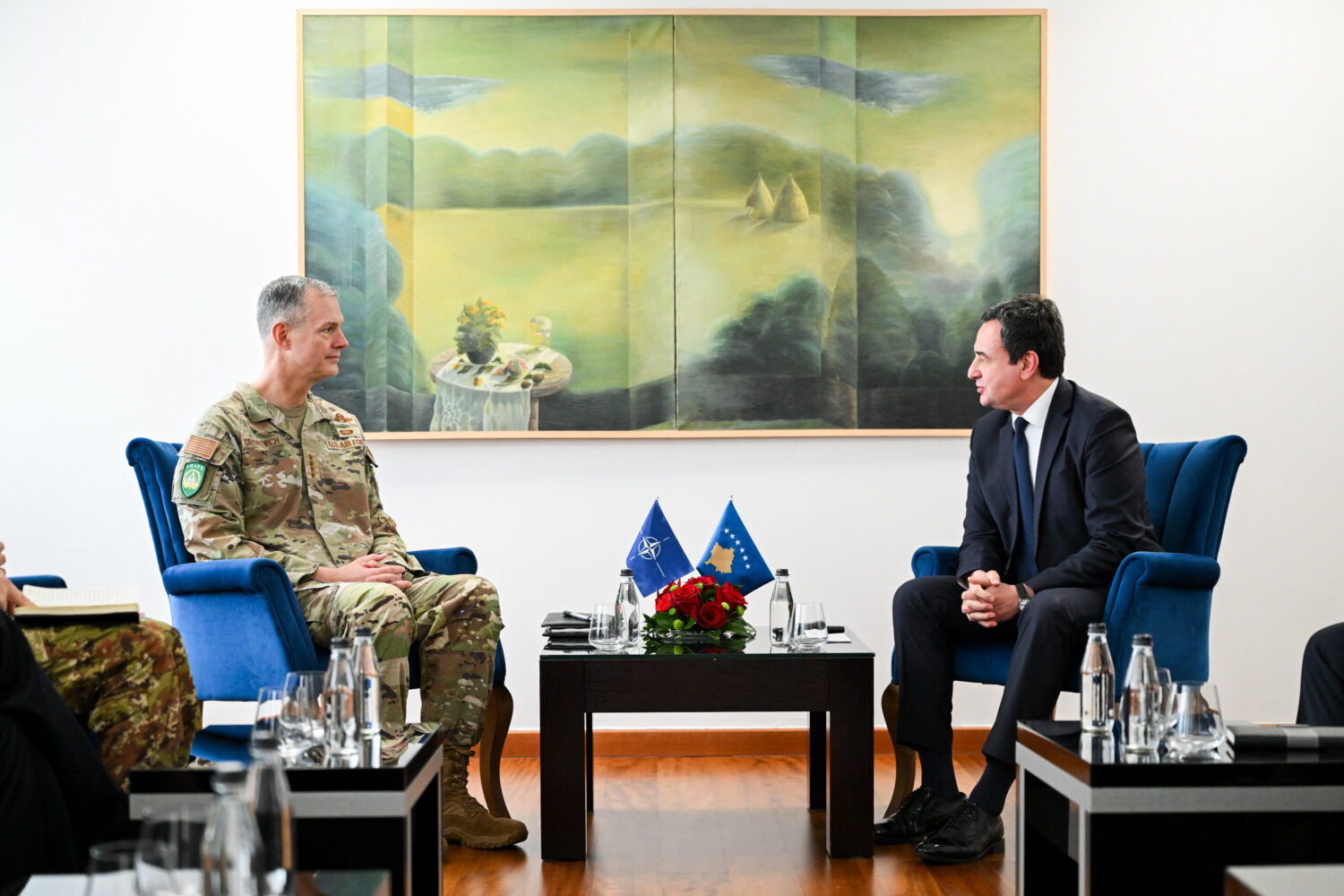 Kurti takon komandantin suprem të NATO-s në Evropë, flet për rritjen e kapaciteteve të FSK-së