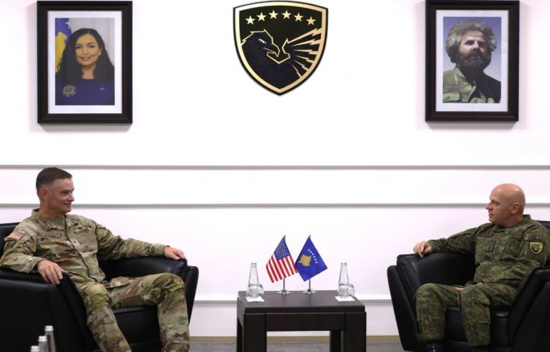 Jashari takon gjeneralin amerikan, diskutojnë partneritetin FSK–Garda e Ajovës –