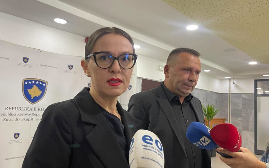 PDK largohet nga Komisioni për Mbikëqyrjen e AKI-së, kërkon procedimin e Ligjit për Dhomat e Specializuara