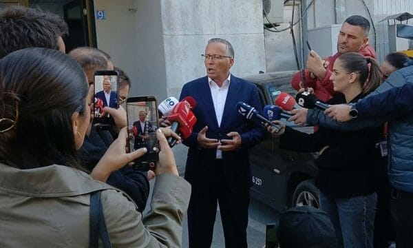 Hamza: S’ka takim me Kurtin derisa të votohet ligji për Specialen, pastaj jemi të hapur