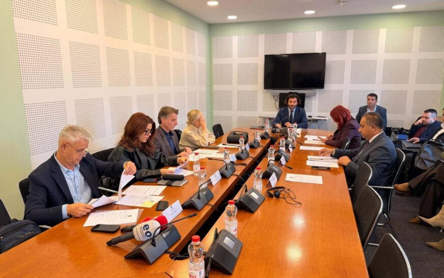 Miratohet Projektligji për ndryshimin dhe plotësimin e Ligjit për ndarjet buxhetore për vitin 2026