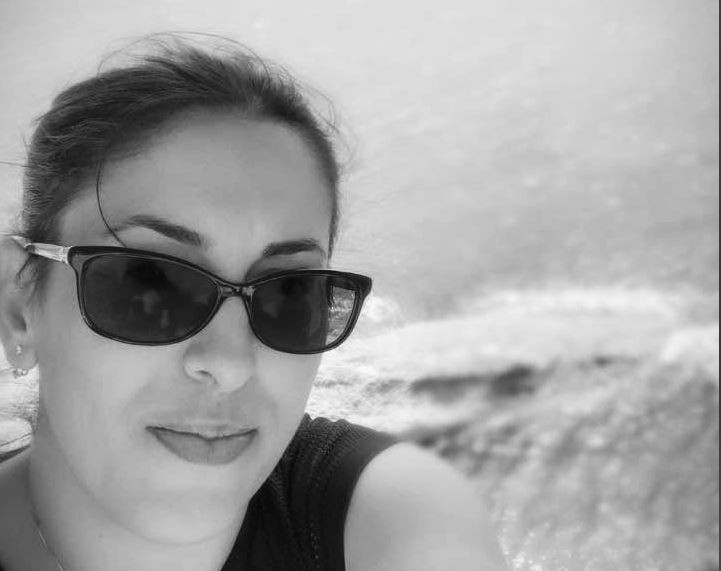 Ekskluzive | Deklarata e Arlinda Zekajt në Polici: “Nuk ndihem e sigurt të kthehem në shtëpi”, kërkoi largimin e familjarëve të bashkëshortit, të cilët i quajti “uzurpatorë”