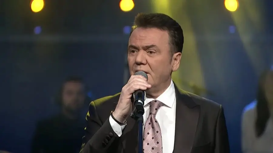“Jo në emrin tim”, Ilir Shaqiri publikon tekstin e këngës për çlirimtarët (VIDEO)