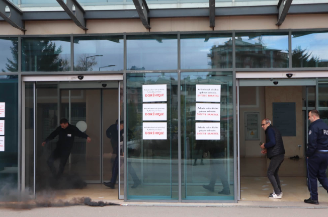 Hidhen tymuese te ministria e Drejtësisë, kërkohet dorëheqja e ministres Donika Gërvalla