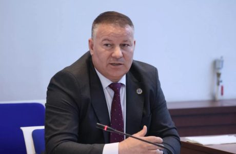 Vrasja e Arlinda Zekajt, jep dorëheqje drejtori i Policisë Gazmend Hoxha