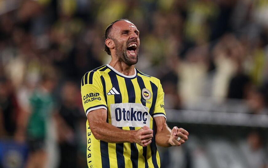Muriqi lihet në stol për derbin e madh turk, trajneri i Fenerbahçes nuk i beson –