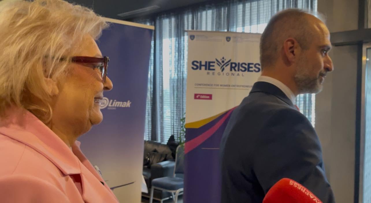 Presidentja hesht për vrasjen e Arlinda Zekajt kur pyetet nga gazetarët