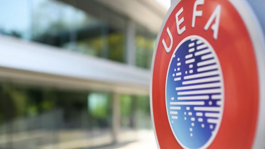 UEFA monitoron Manchester Cityn, pret përfundimin e procesit disiplinor në Premier League –